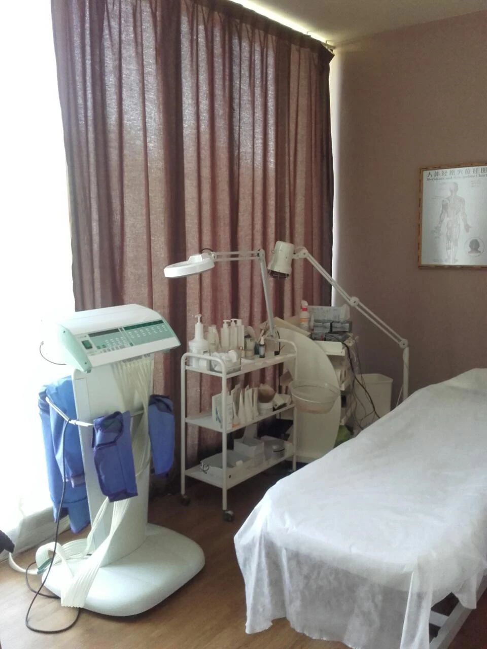 IN SALON - obrázek 2