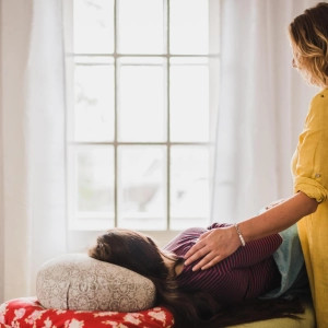 Iveta Smithová Srbová - Kraniosakrální terapie