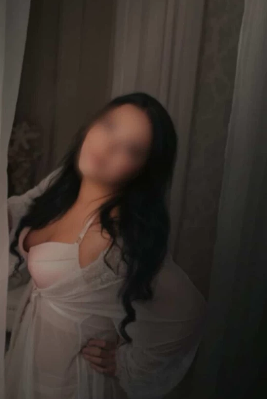 Naomi - erotické masáže fotka 3